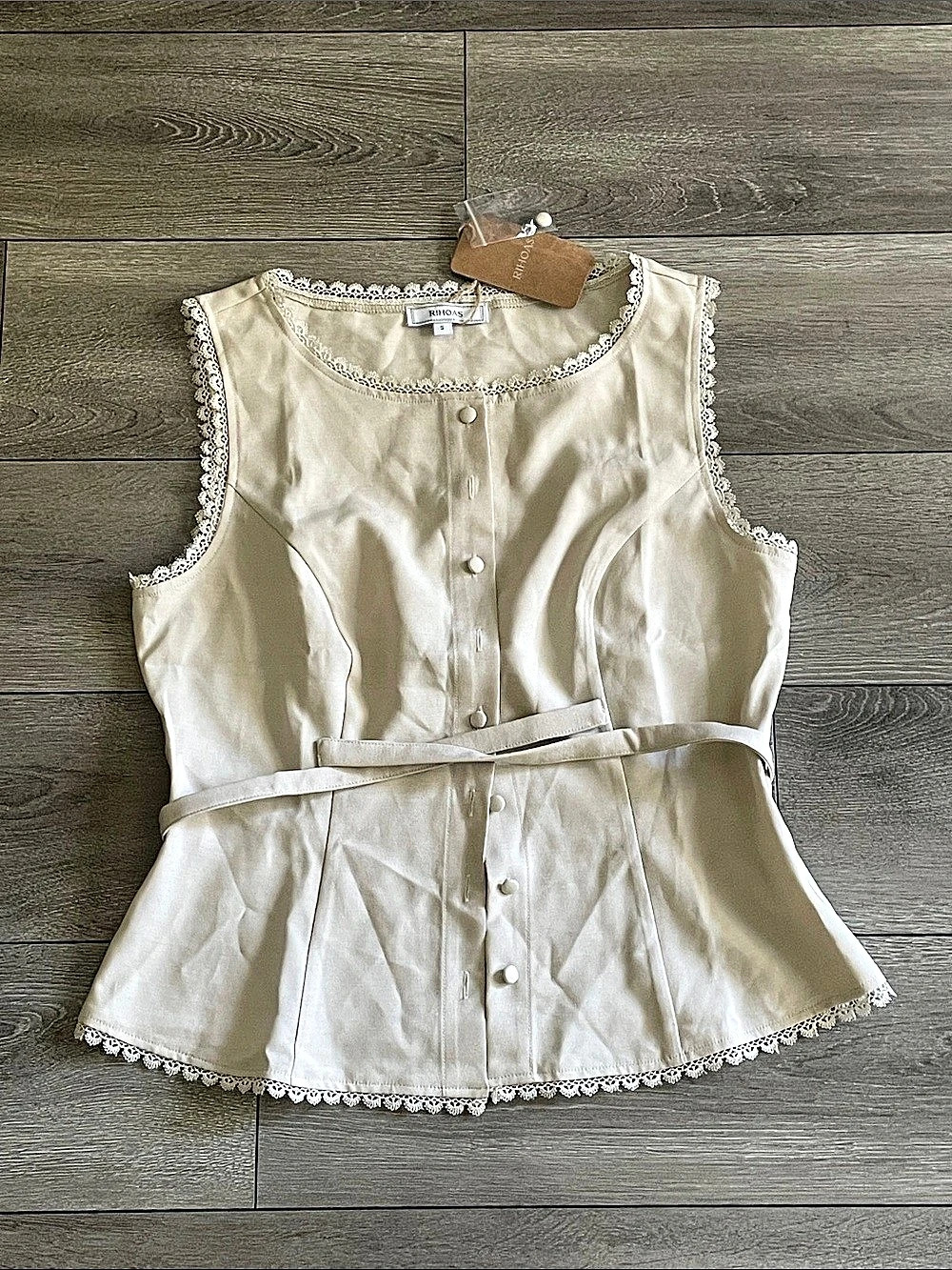 RIHOAS Apricot Boat Neck Button Vest Blouse in Cream Size Small